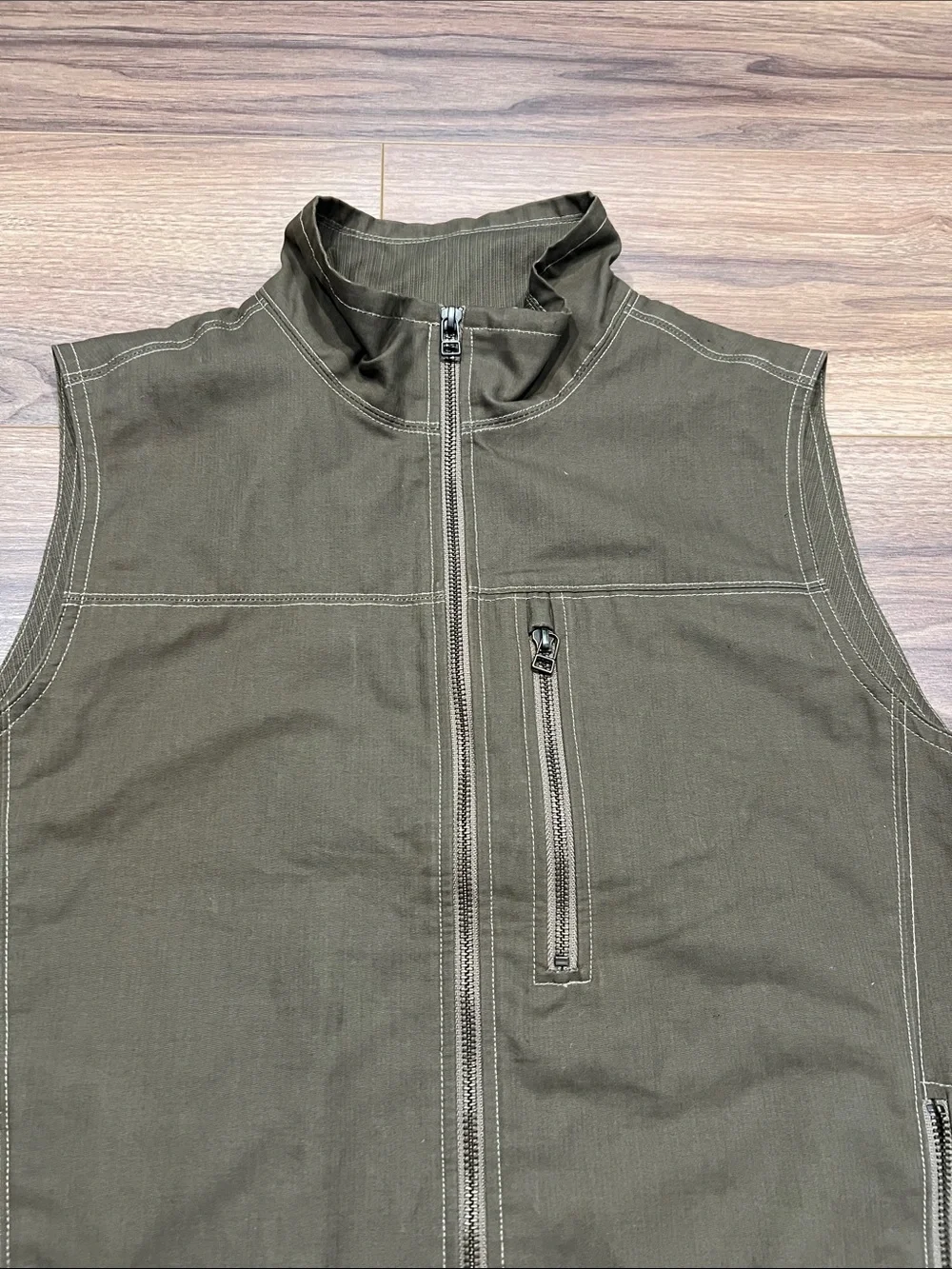 Kuhl Burr Vest in Dark Brown Size Medium